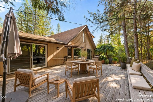 2600 Coed Place, Grants Pass, OR 97527
