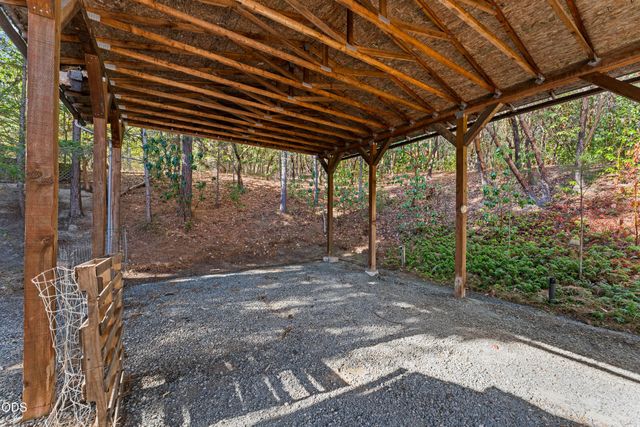 2600 Coed Place, Grants Pass, OR 97527