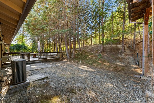 2600 Coed Place, Grants Pass, OR 97527