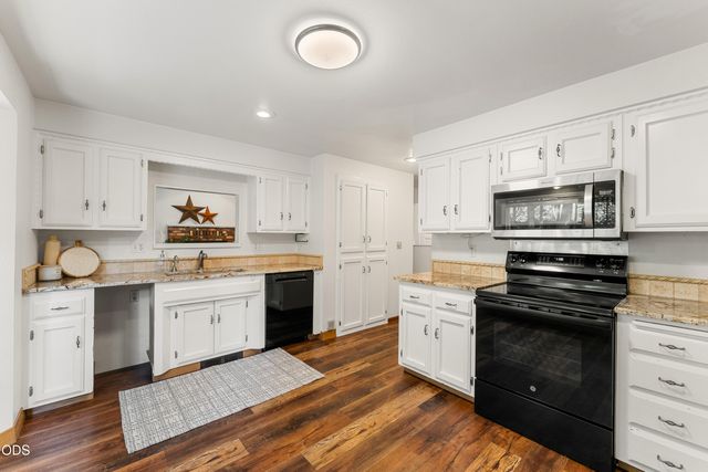 2600 Coed Place, Grants Pass, OR 97527