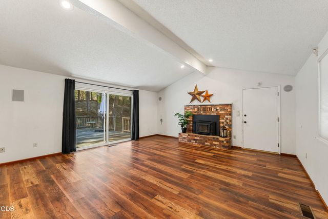 2600 Coed Place, Grants Pass, OR 97527