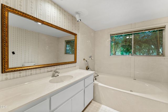 2600 Coed Place, Grants Pass, OR 97527