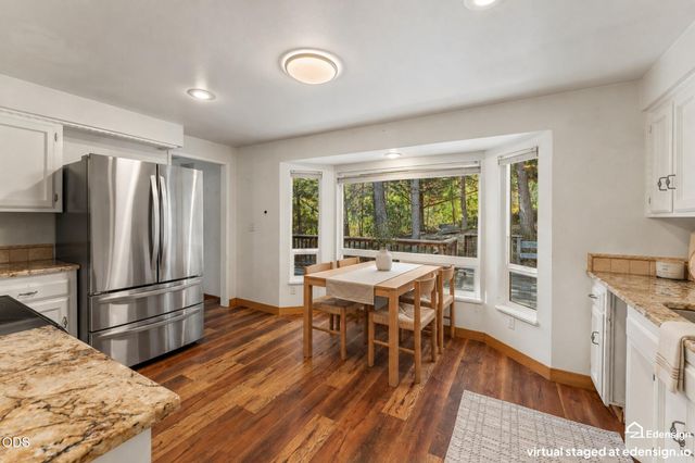 2600 Coed Place, Grants Pass, OR 97527
