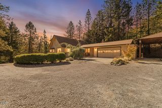 2600 Coed Place, Grants Pass, OR 97527