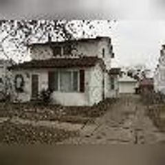 28034 Maple Street, Roseville, MI 48066