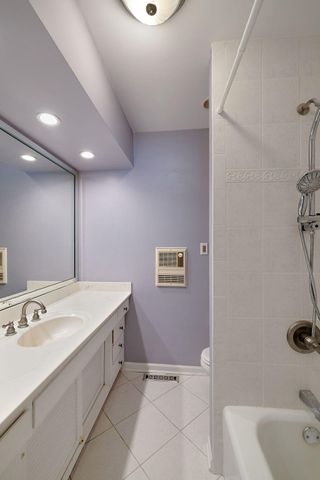 203 Oakridge Court, Valparaiso, IN 46385