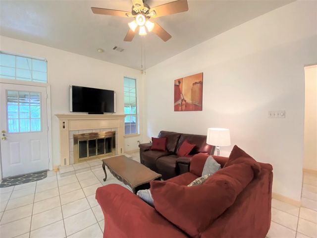 6918 Springcrest Court, Sugar Land, TX 77479