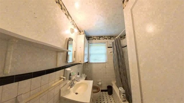 536 Allendale Drive, Decatur, GA 30032