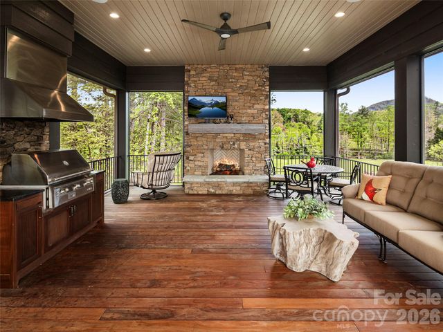 41 Bear Flower Trail, Arden, NC 28704