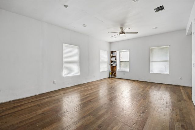 2830 Tanner Street, Dallas, TX 75215