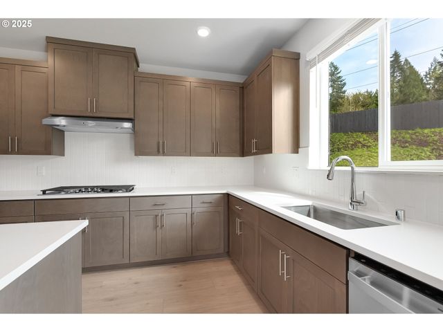 3608 Ne 170th St, Vancouver, WA 98686