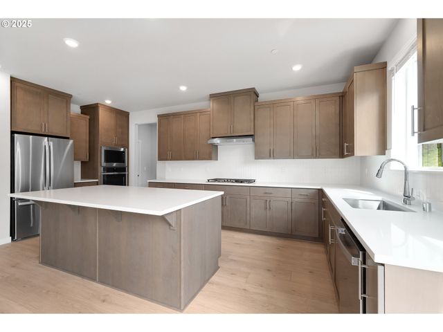 3608 Ne 170th St, Vancouver, WA 98686