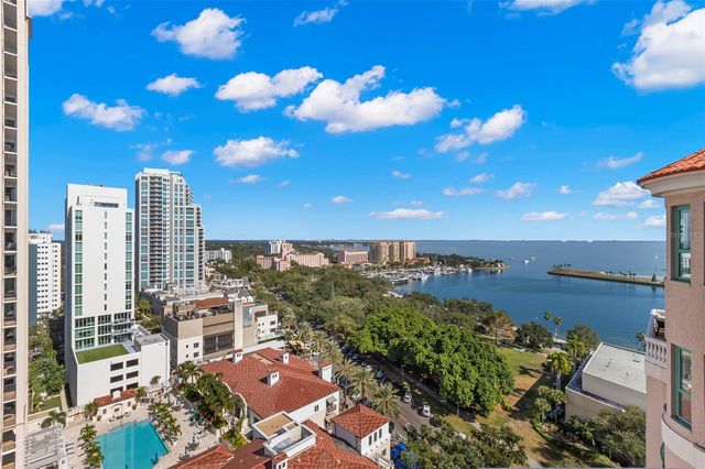 288 BEACH DRIVE NE PH-2A, St Petersburg, FL 33701