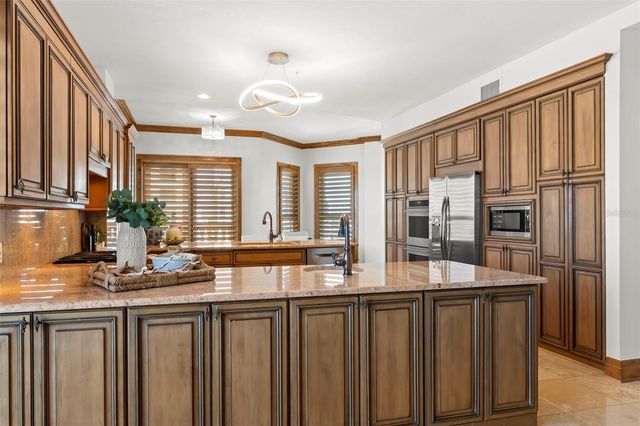 288 BEACH DRIVE NE PH-2A, St Petersburg, FL 33701