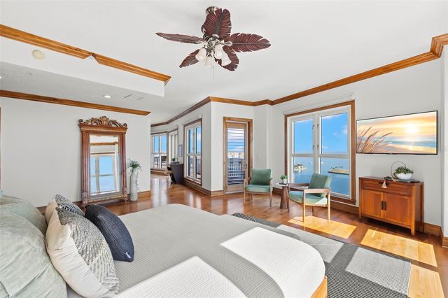 288 BEACH DRIVE NE PH-2A, St Petersburg, FL 33701