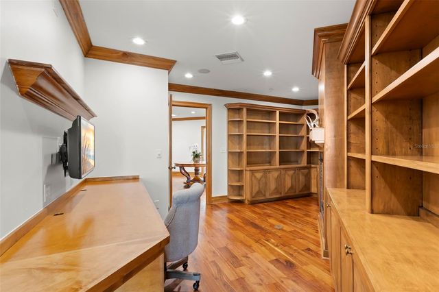 288 BEACH DRIVE NE PH-2A, St Petersburg, FL 33701