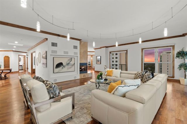 288 BEACH DRIVE NE PH-2A, St Petersburg, FL 33701