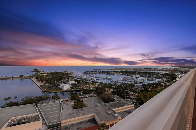 288 BEACH DRIVE NE PH-2A, St Petersburg, FL 33701