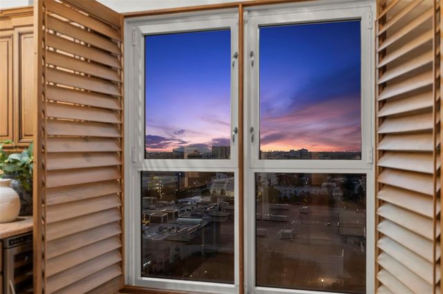 288 BEACH DRIVE NE PH-2A, St Petersburg, FL 33701