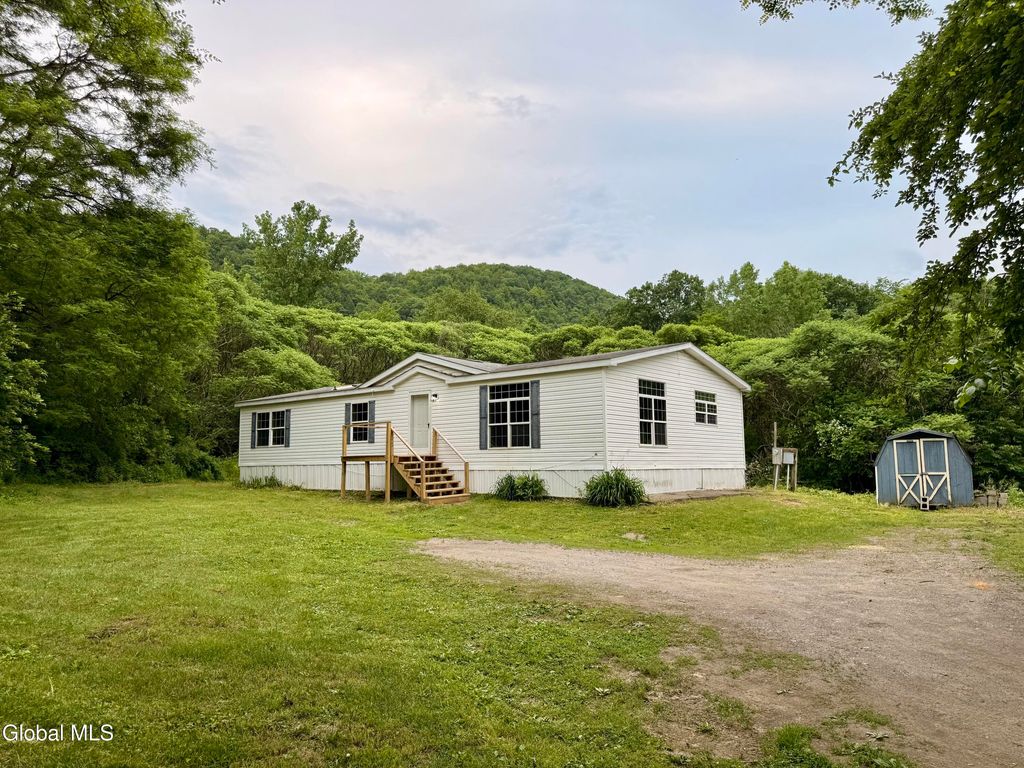56 Todd Road, Argyle, NY 12809