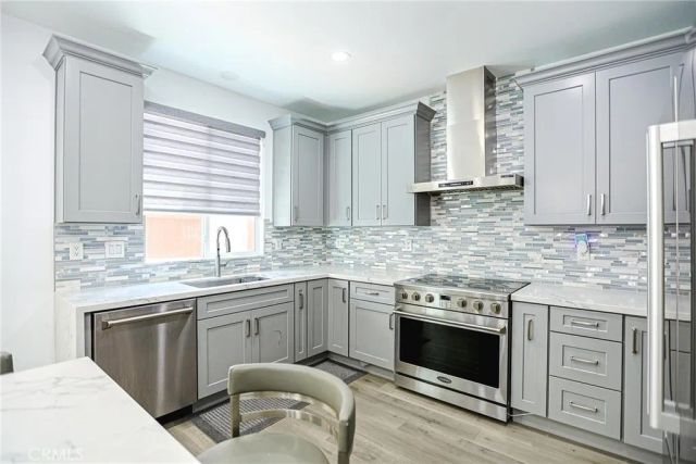 13470 Freedom Way, Westminster, CA 92683
