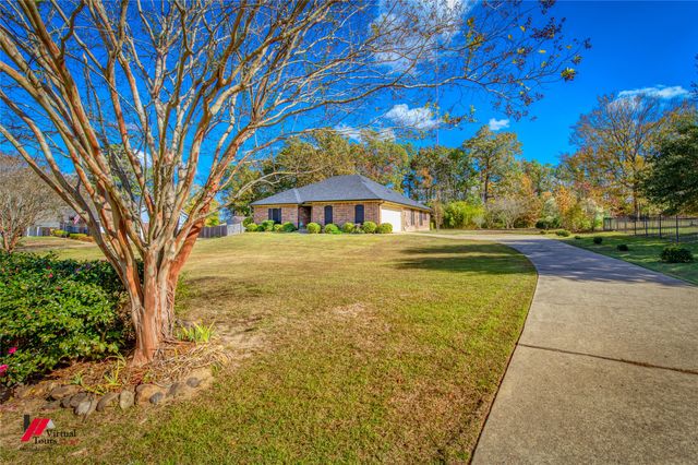 8064 Chickamauga Trail, Shreveport, LA 71107