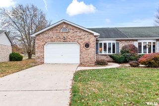 1811 Buhr Mill Court, Springfield, IL 62704