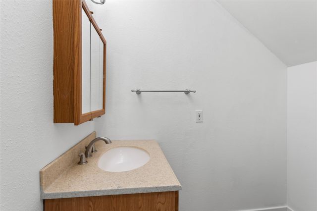 18800 Egret Bay Boulevard 119, Webster, TX 77058