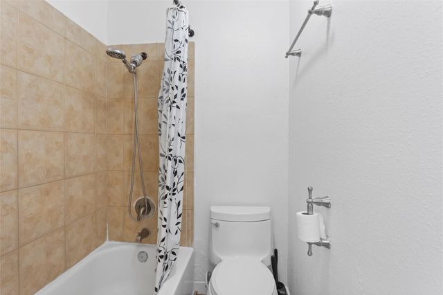 18800 Egret Bay Boulevard 119, Webster, TX 77058