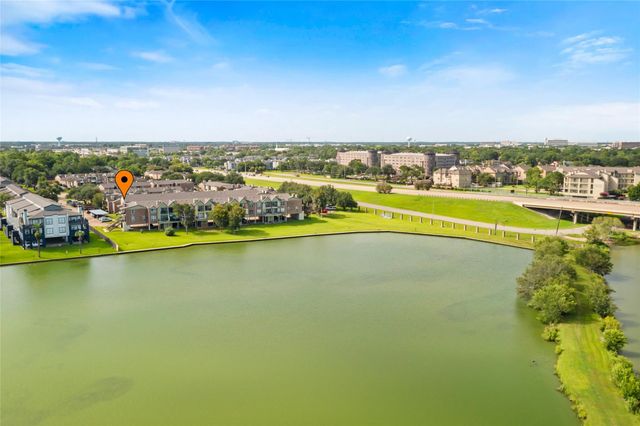 18800 Egret Bay Boulevard 119, Webster, TX 77058