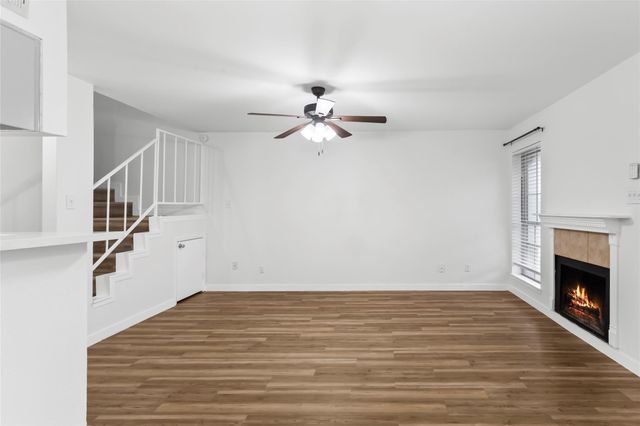 18800 Egret Bay Boulevard 119, Webster, TX 77058