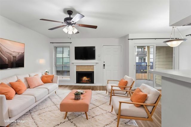 18800 Egret Bay Boulevard 119, Webster, TX 77058