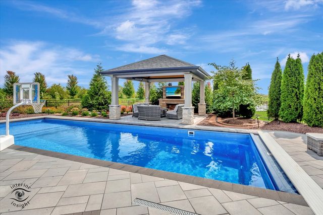 11483 Zermatt Drive, Frankfort, IL 60423