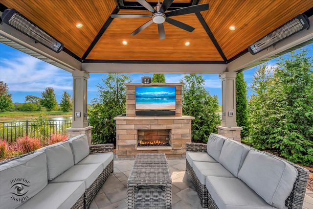 11483 Zermatt Drive, Frankfort, IL 60423