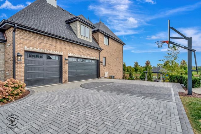 11483 Zermatt Drive, Frankfort, IL 60423