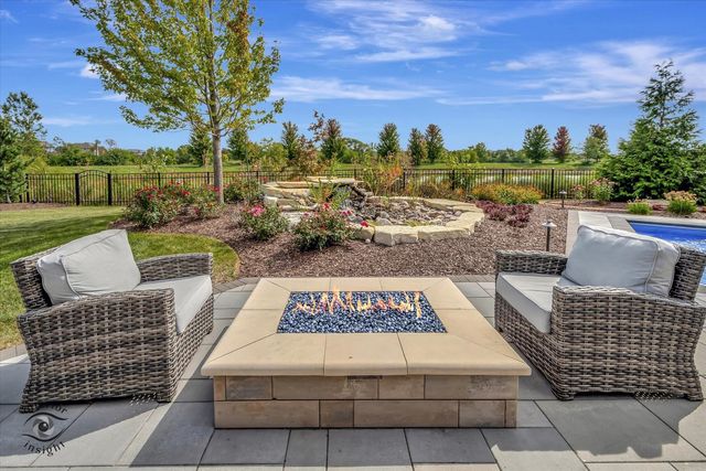 11483 Zermatt Drive, Frankfort, IL 60423