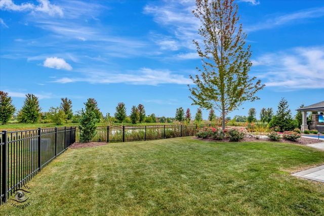 11483 Zermatt Drive, Frankfort, IL 60423