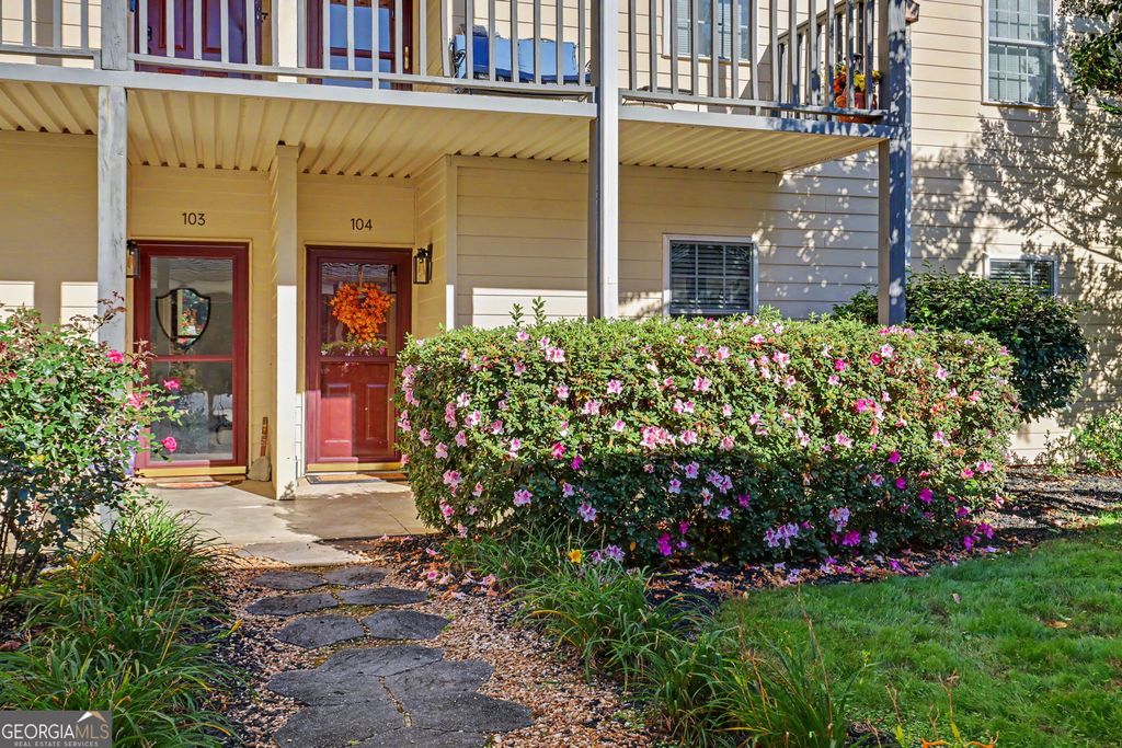 258 Ginger Creek Lane UNIT 104, Clayton, GA 30525 — photo 5