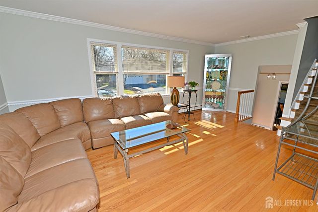 7 Robin Road, Fanwood, NJ 07023