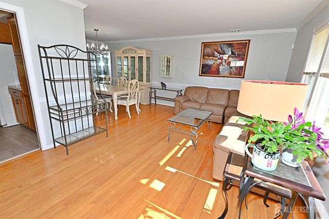 7 Robin Road, Fanwood, NJ 07023