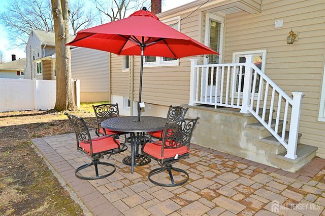 7 Robin Road, Fanwood, NJ 07023