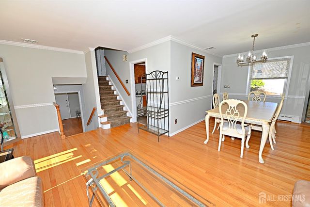 7 Robin Road, Fanwood, NJ 07023