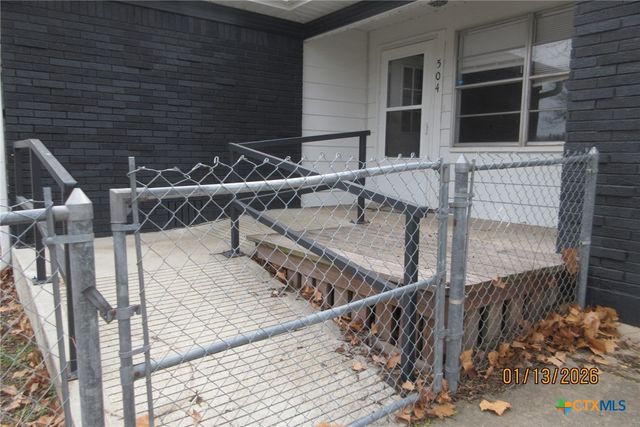 504 S 13th Street, Copperas Cove, TX 76522