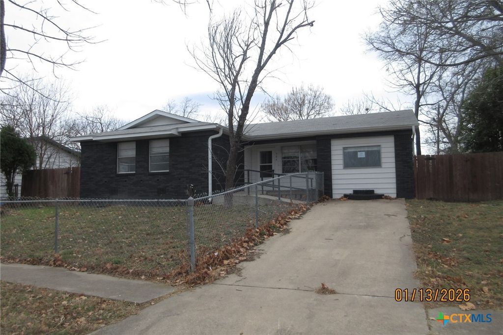 504 S 13th Street, Copperas Cove, TX 76522