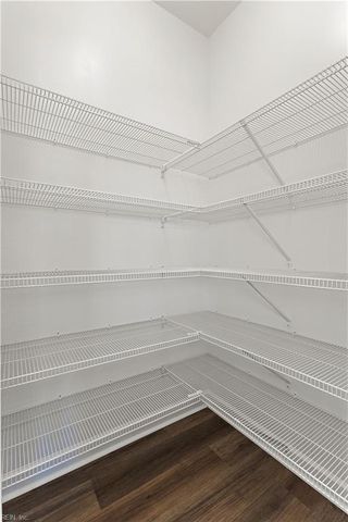 8 Apron DR, Suffolk, VA 23434