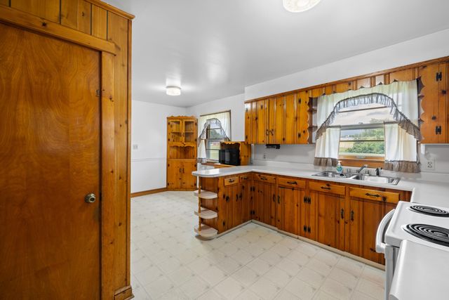 14386 ROCKINGHAM PIKE, Elkton, VA 22827