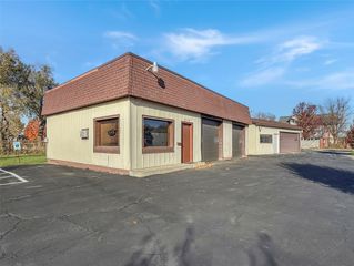 2200 Easton Boulevard, Des Moines, IA 50317