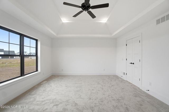 502 Cathedral Court, Perrysburg, OH 43551