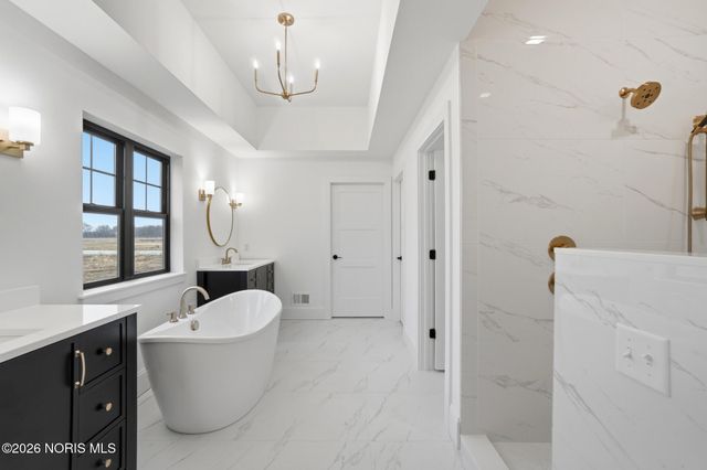 502 Cathedral Court, Perrysburg, OH 43551