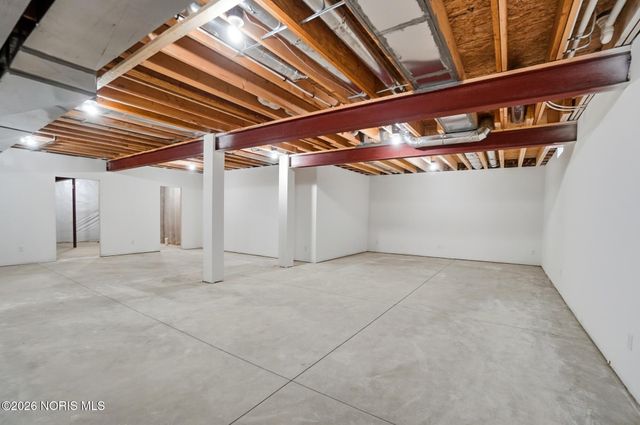 502 Cathedral Court, Perrysburg, OH 43551